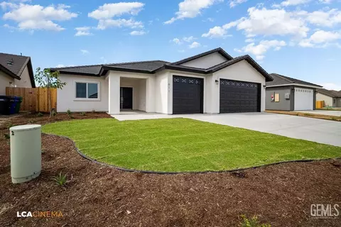 611 Sinatra Way, Shafter, CA 93263 photo 4