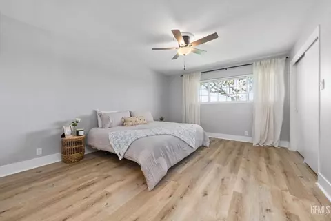 Bedroom - 17403 Beech Ave, Shafter, CA 93263 photo 2 of 3
