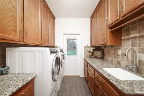 Other - 15831 Johnson Rd, Bakersfield, CA 93314 photo 7 of 12