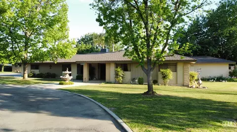 Exterior - 16403 Barton Ln, Bakersfield, CA 93314 photo 3 of 21