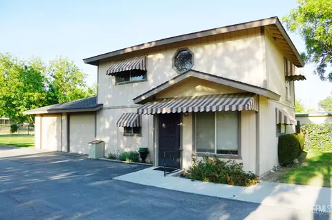 Exterior - 16403 Barton Ln, Bakersfield, CA 93314 photo 6 of 21