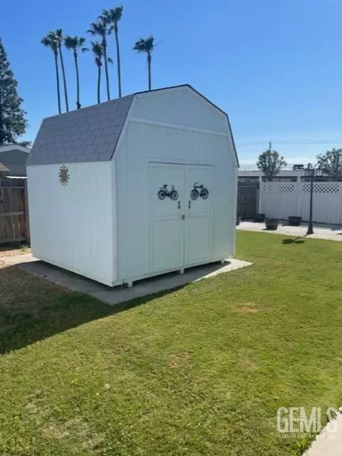 122 Set Ln, Bakersfield, CA 93308 photo 17