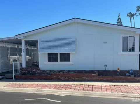 122 Set Ln, Bakersfield, CA 93308 photo 2
