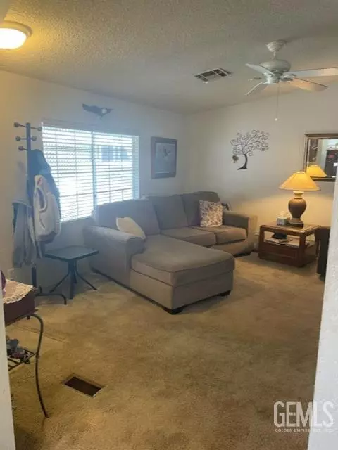 122 Set Ln, Bakersfield, CA 93308 photo 8