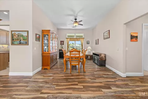 Dining - 24401 Jacaranda Dr, Tehachapi, CA 93561 photo 1 of 4