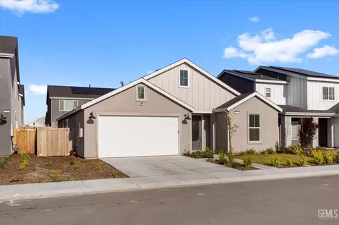 Exterior - 3304 Trail River Ln, Shafter, CA 93263 photo 3 of 8