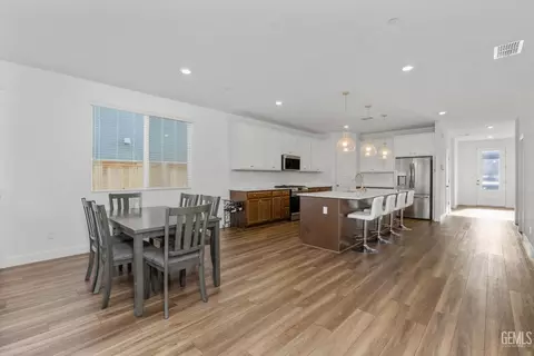 Dining - 3304 Trail River Ln, Shafter, CA 93263 photo 1 of 2