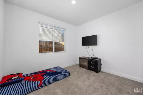 Bedroom - 3304 Trail River Ln, Shafter, CA 93263 photo 5 of 5