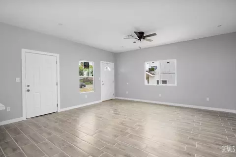 406 S 8th St, Taft, CA 93268 photo 7