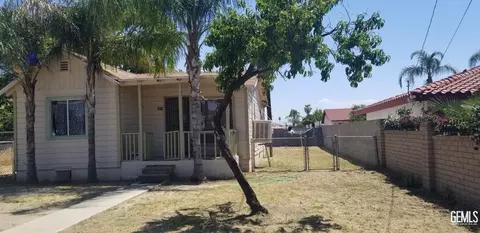 8809 Hall Rd, Lamont, CA 93241 photo 3