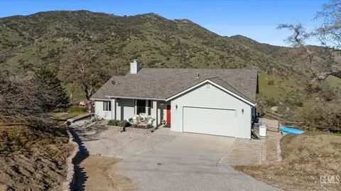 26181 Oakflat Dr, Tehachapi, CA 93561 photo 5
