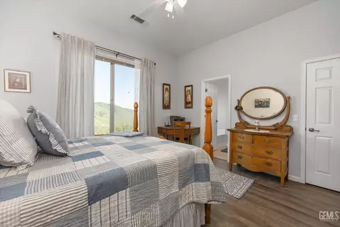 26181 Oakflat Dr, Tehachapi, CA 93561 photo 23