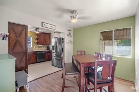 1034 Maple Ave, Wasco, CA 93280 photo 5