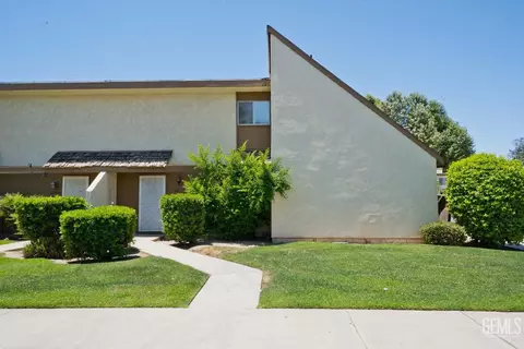 1001 Valhalla Dr #D, Bakersfield, CA 93309