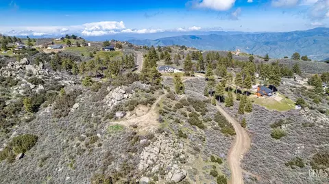26780 Stirrup, Tehachapi, CA 93561 photo 7