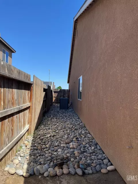 5319 Twinkle Ln, Bakersfield, CA 93313 photo 37