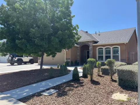 5319 Twinkle Ln, Bakersfield, CA 93313 photo 1