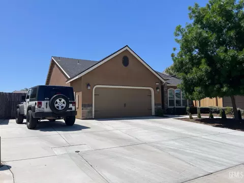 5319 Twinkle Ln, Bakersfield, CA 93313 photo 3