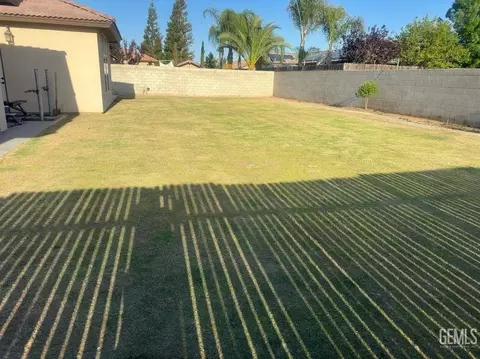 791 Pine Cone St, Shafter, CA 93263 photo 7