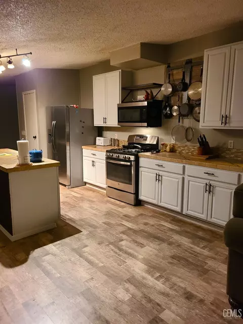 19603 Walker Basin Rd, Caliente, CA 93518 photo 5