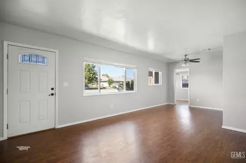 451 Mark Ave, Shafter, CA 93263 photo 16