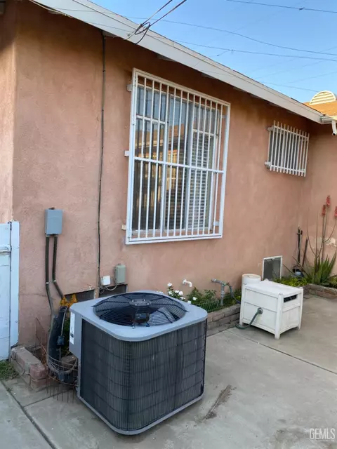 201 Trinity Ave, Bakersfield, CA 93307 photo 29