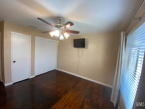 201 Trinity Ave, Bakersfield, CA 93307 photo 17