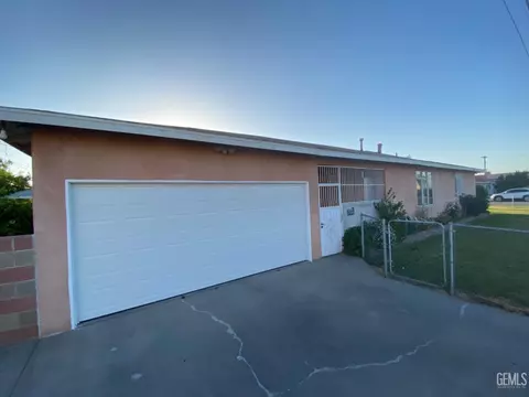201 Trinity Ave, Bakersfield, CA 93307 photo 26