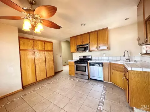 1007 Kala Loop, Mcfarland, CA 93250 photo 19
