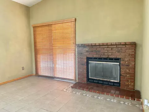 1007 Kala Loop, Mcfarland, CA 93250 photo 16