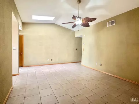 1007 Kala Loop, Mcfarland, CA 93250 photo 14