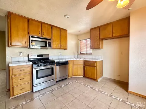 1007 Kala Loop, Mcfarland, CA 93250 photo 17