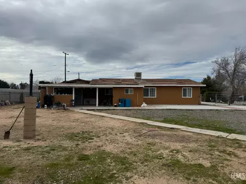 Exterior - 11183 Redwood Ave, Hesperia, CA 92345 photo 12 of 19