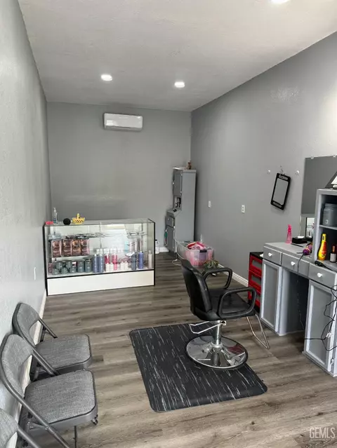 Other - 11183 Redwood Ave, Hesperia, CA 92345 photo 7 of 10