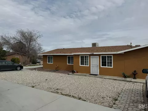 Exterior - 11183 Redwood Ave, Hesperia, CA 92345 photo 18 of 19
