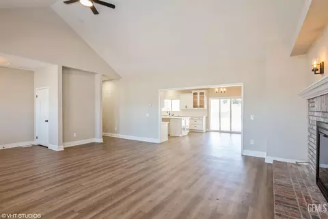 21251 Pegasus St, Tehachapi, CA 93561 photo 10