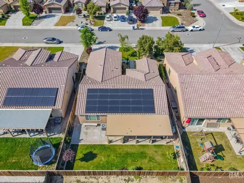 6007 Sapphire Peak Dr, Bakersfield, CA 93313 photo 27