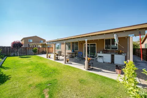 6007 Sapphire Peak Dr, Bakersfield, CA 93313 photo 23