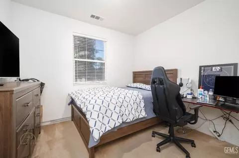6007 Sapphire Peak Dr, Bakersfield, CA 93313 photo 11