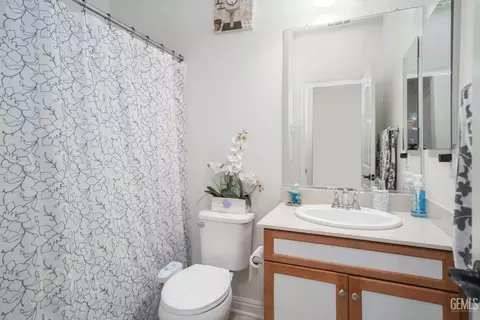 6007 Sapphire Peak Dr, Bakersfield, CA 93313 photo 14