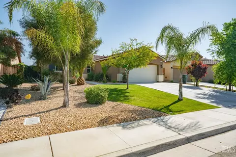 6007 Sapphire Peak Dr, Bakersfield, CA 93313 photo 24