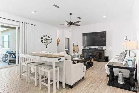 Other - 3101 Little Cedar Way, Shafter, CA 93263 photo 4 of 6