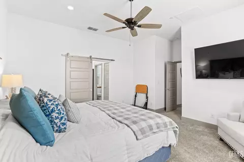 Bedroom - 3101 Little Cedar Way, Shafter, CA 93263 photo 3 of 10