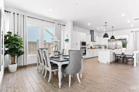 Dining - 3101 Little Cedar Way, Shafter, CA 93263 photo 1 of 3