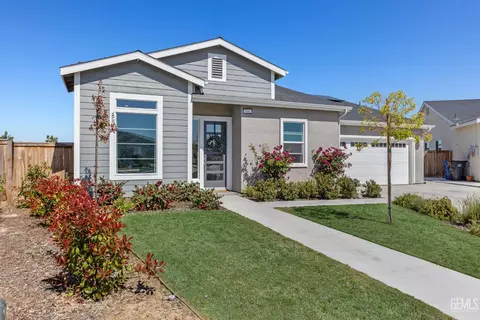 Exterior - 3101 Little Cedar Way, Shafter, CA 93263 photo 2 of 10