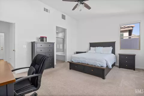 Bedroom - 14101 Everton Ave, Bakersfield, CA 93311 photo 2 of 7