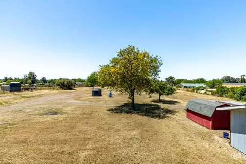 Exterior - 4785 E Farousse Way, Paso Robles, CA 93446 photo 3 of 9