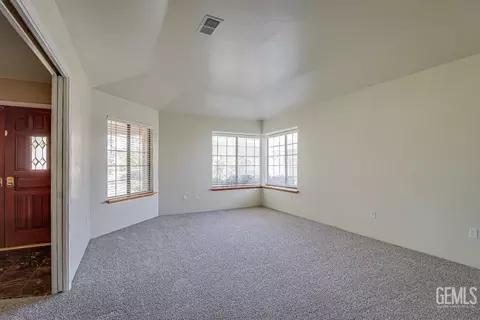22104 Gold St, Tehachapi, CA 93561 photo 14