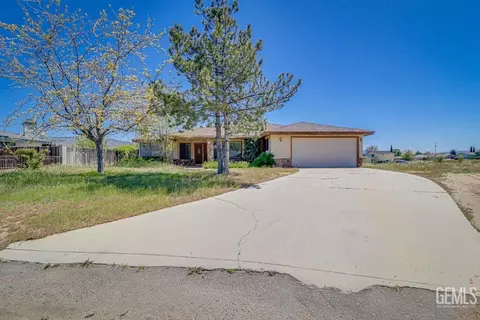 22104 Gold St, Tehachapi, CA 93561 photo 33