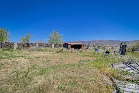 22104 Gold St, Tehachapi, CA 93561 photo 28